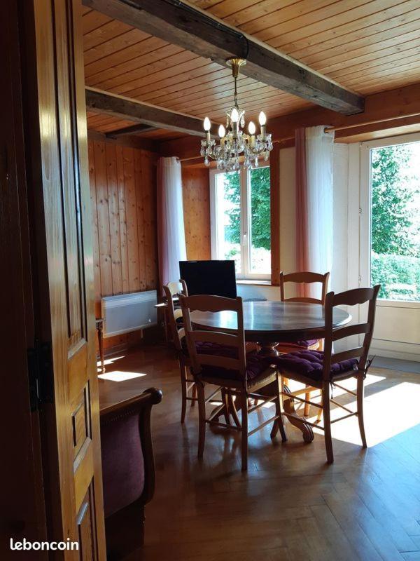 La Petite Maison Horlogere Et Jacuzzi , Raquettes